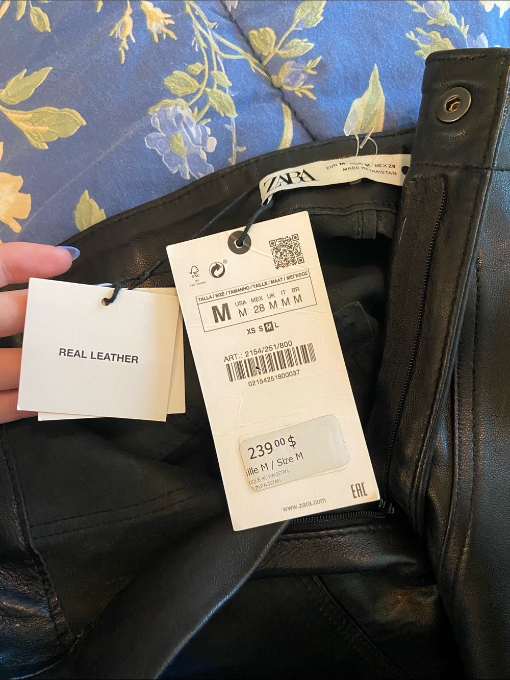 Women’s Black Leather Cargo Pants straight leg fit - Picture 2 of 2